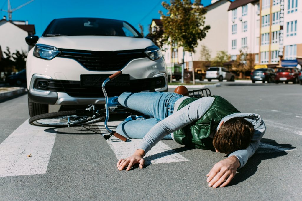 Actions to Take Right After a Car Crash in Seattle