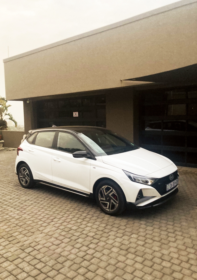 Expert Evaluation of the Kia Sportage L HEV by Suneel
