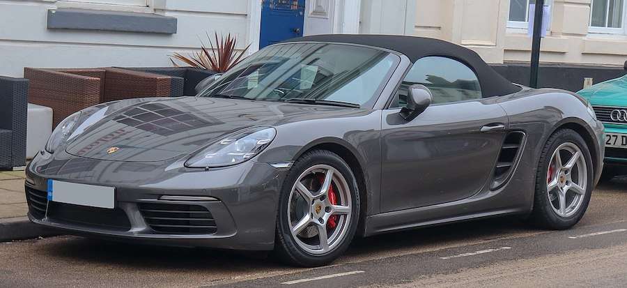 Porsche to Formally Cease Production of 718 Cayman and 718 Boxster Internal Combustion Engine Variants