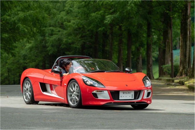 Ferrari Declares Insufficient Demand for Electric Supercars