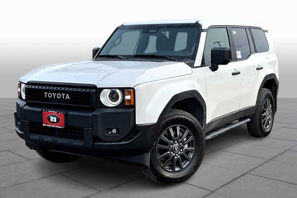 Introduction of 2025 Toyota Land Cruiser Hybrid in UAE