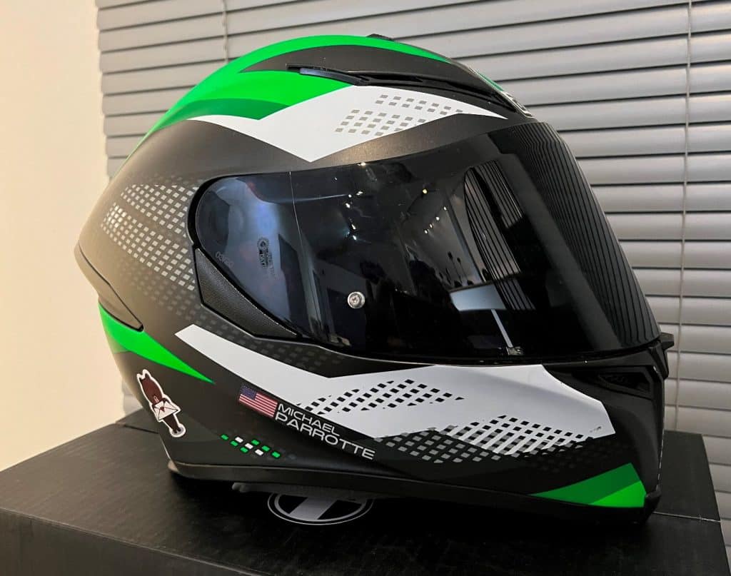 How to Select a Motorcycle Helmet: Considerations for Safety, Comfort, Seasonal Use, and Budget