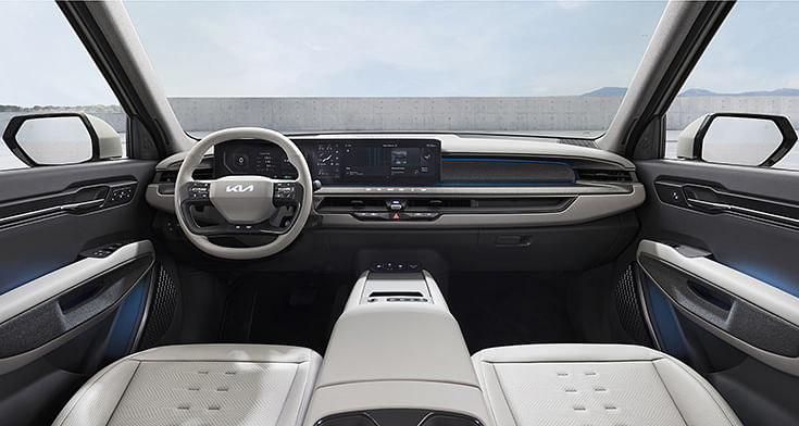 Evaluation of the 2026 Hyundai Ioniq 9: A Roomy, Chic, and Rapid-Charging Three-Row Electric SUV
