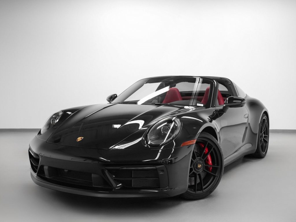 Porsche Engaged in Talks to Name Ex-McLaren Chief as New CEO