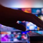 The Influence of Community, Streaming, and Competition on Gambling Feelings