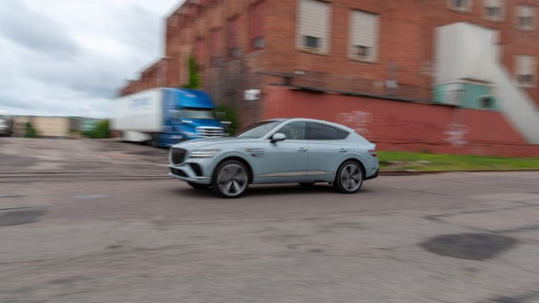 2026 Genesis GV80 Coupe: Focusing on Elegance and Comfort Rather than Sport