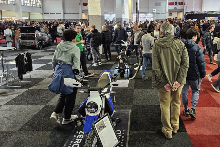 Kia EV2 Teased, Scheduled to Make Its Debut at the 2026 Brussels Motor Show