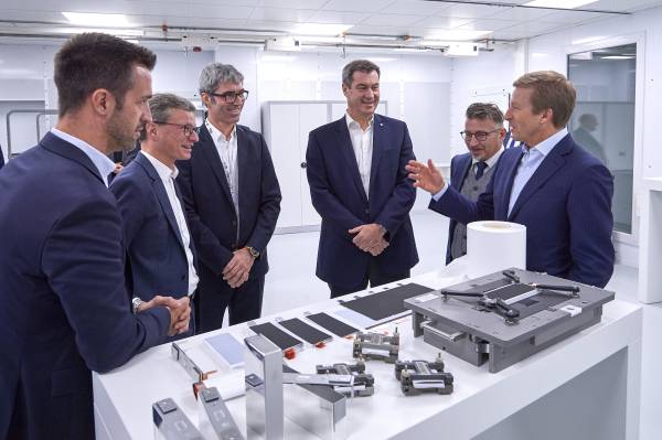 Technical In-Depth Analysis: BMW's Latest 800-Volt Battery and Charging Technology