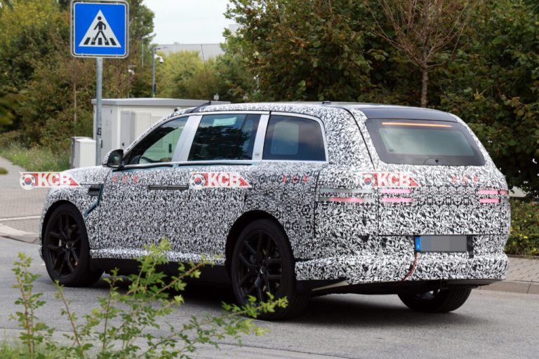 2027 Genesis GV90 Coach Door Visualization: Section Two