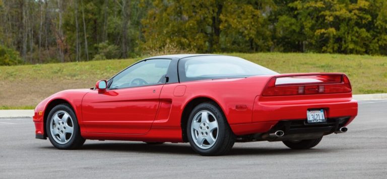 Acura Launches Honda Heritage Parts Initiative for First-Generation NSX