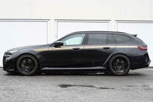 MANHART MH5 900E Touring Enhances G91 BMW M5 to 910 HP