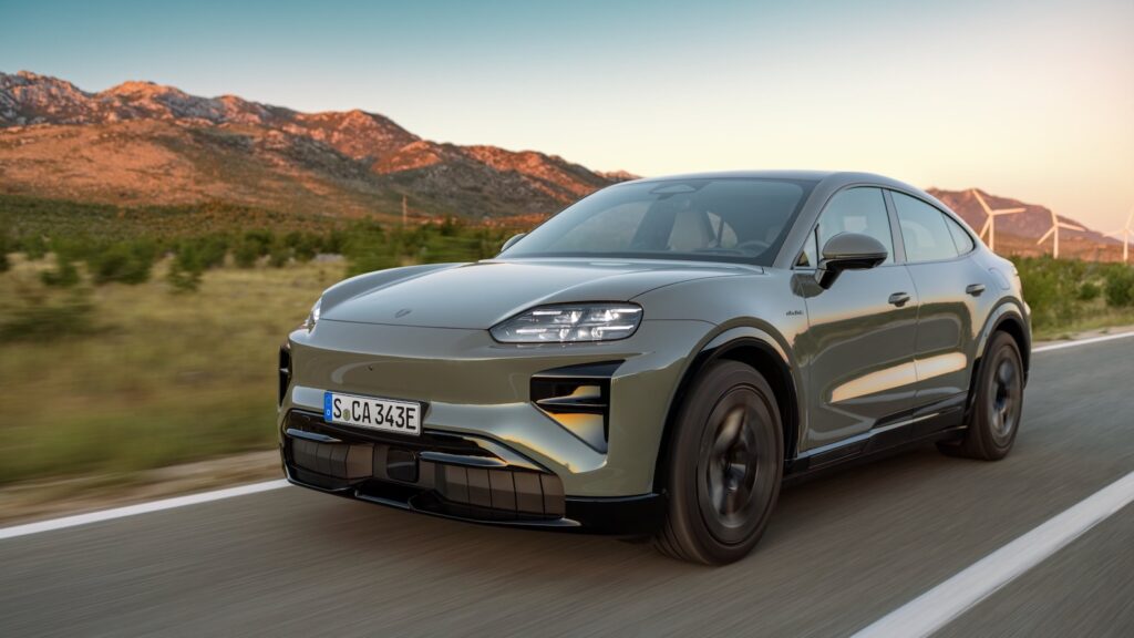 2026 Porsche Cayenne Coupe Electric Revealed with Up to 1,139 Horsepower