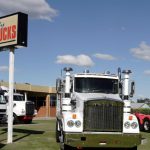 Efficient Techniques and Common Traps in Bargaining Prices for Pre-Owned Trucks