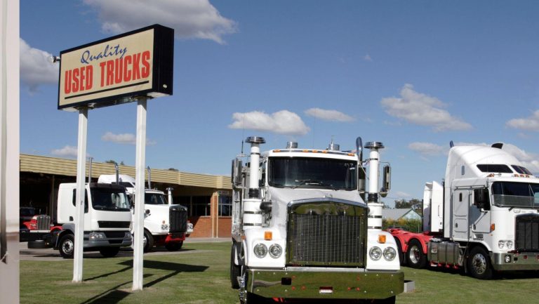 Efficient Techniques and Common Traps in Bargaining Prices for Pre-Owned Trucks