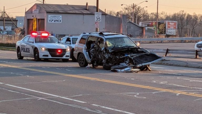 How to Submit a Vehicle Collision Report and Important Information to Add Following an Accident