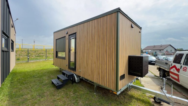 Mobi Prestige Converts 132 Square Feet into an Opulent Tiny Living Oasis
