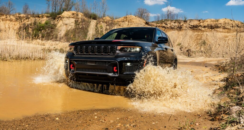 The 2027 Jeep Grand Cherokee Trailhawk Returns