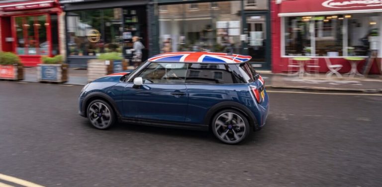 2027 MINI Cooper Heritage Edition Celebrates 25th Anniversary of MINI in the United States