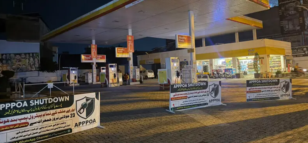 Petrol Pump Strike Creates Uncertainty for Motorists as Dealers in Pakistan Are Divided