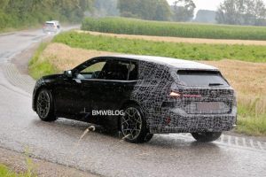 BMW Targets Increase in EV Sales from 17.7% to 50% by 2030