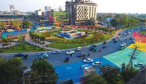 Traffic Diversions Enforced on Routes Approaching Liberty Market in Lahore