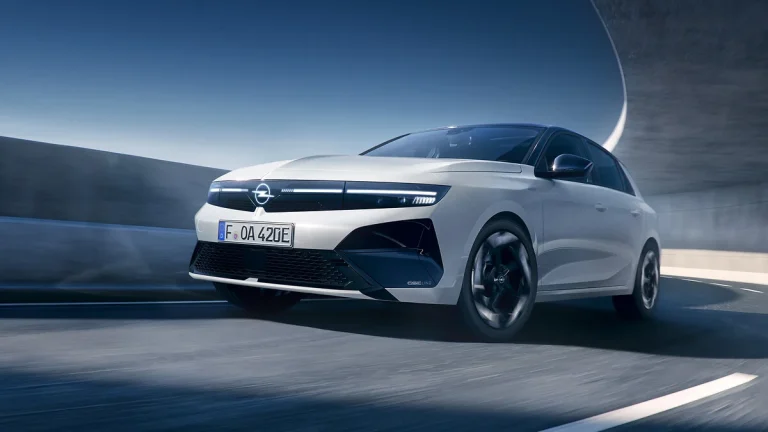 2027 Opel Astra GSE Line Presents Athletic Look Without High-Powered Engine