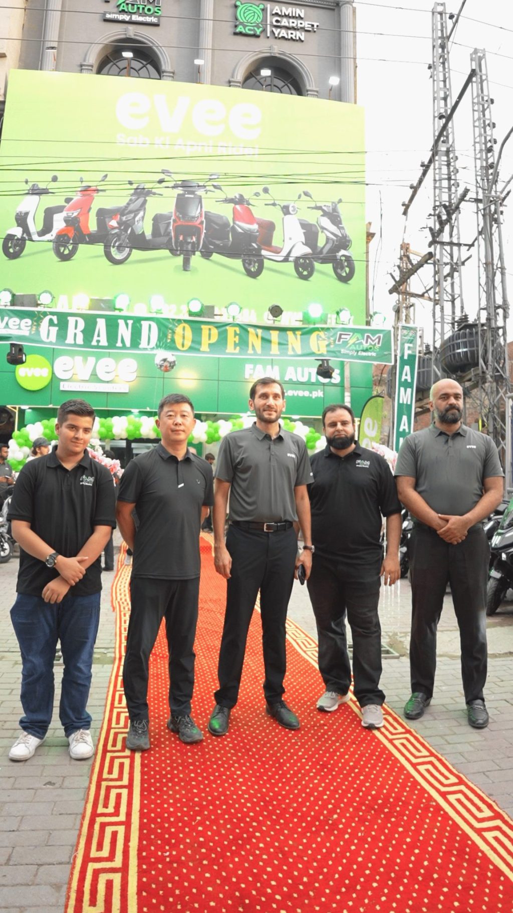 FAM Autos Launches New Showroom, Strengthening Collaboration with evee Throughout Pakistan