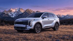 Kia Sportage L Wins 4th Consecutive Family SUV of the Year Award