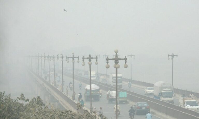 Lahore AQI Hits 419, Making It Worldâs Most Polluted Major City