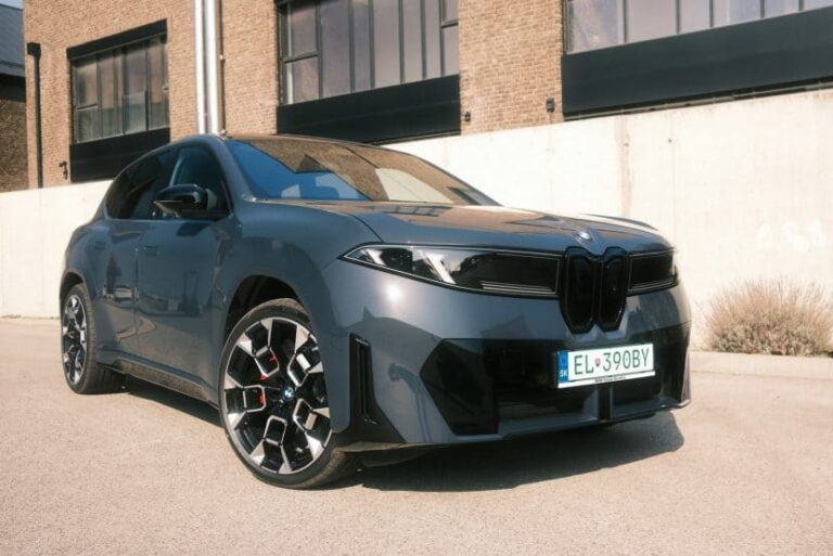 Watch How The New BMW iX3 Performs In The Moose Test
