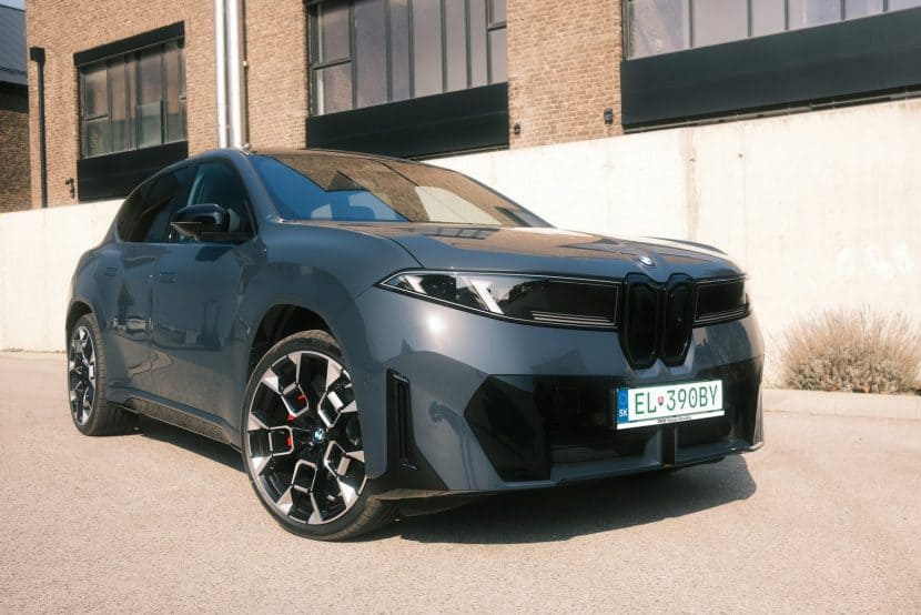 Watch How The New BMW iX3 Performs In The Moose Test